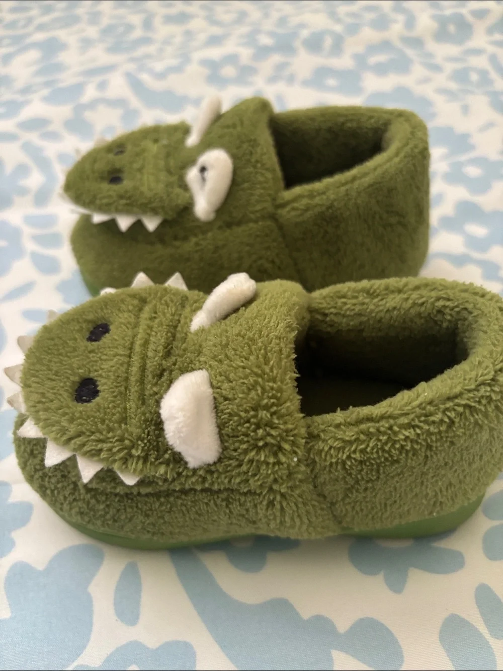 Green Plush Alligator toddlers Slippers